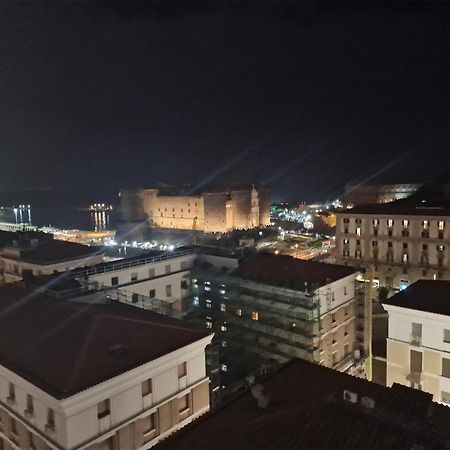 Neapolitan Skyscraper Suites Екстер'єр фото