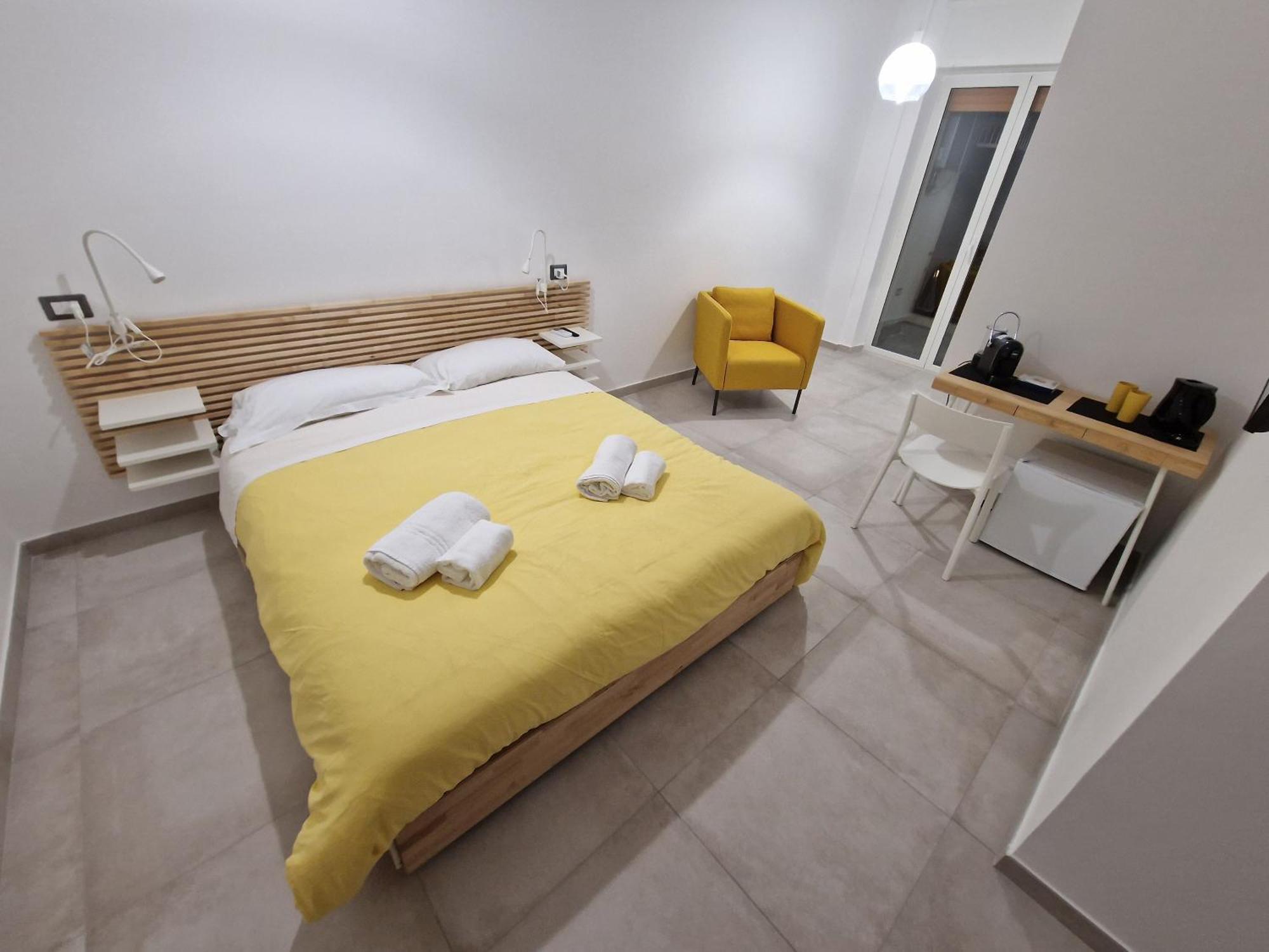Neapolitan Skyscraper Suites Екстер'єр фото